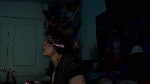 Snapshot of lolalixx6969 chatting on 02-07-25, 05:41 Lola Lixx online show from 02-07-25, 05:41