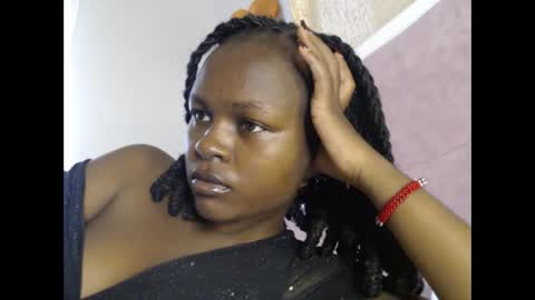 lolamia7 online show from 11-09-25, 05:28