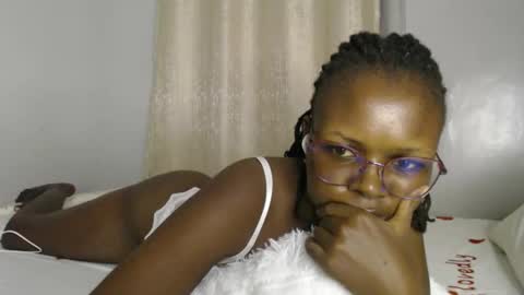 lolamia7 online show from 04-30-26, 06:58
