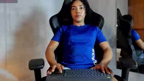 lolareyes1 online show from 02-20-26, 01:46