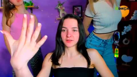 lole ti online show from 04-15-26, 06:48