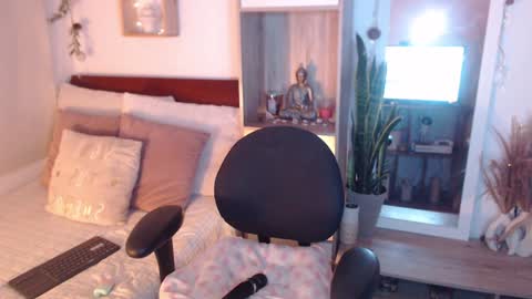 Dear tippers follow me on my new cb account lennarogers online show from 02-09-25, 01:22