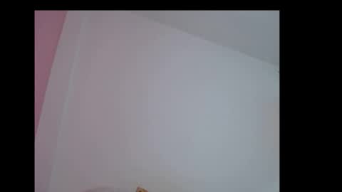 Lolita  online show from 12-19-25, 04:30