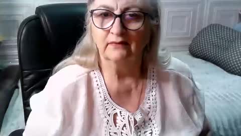 LolkaAlyss online show from 04-21-26, 11:38