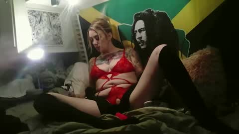 Lollipop Queen online show from 11-29-25, 10:35