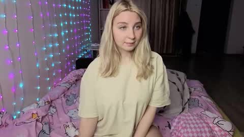 lollove24 online show from 03-23-26, 07:40