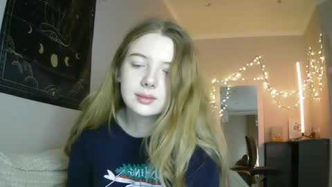 Lilly online show from 12-24-24, 02:22