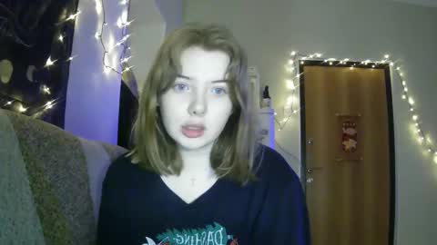 Lilly online show from 02-14-25, 03:26