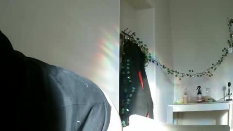 Lilly online show from 02-16-25, 11:38