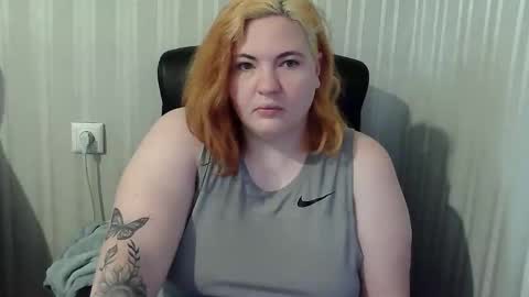 LollyNomelty online show from 12-22-25, 11:18