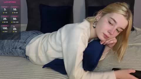 Eva online show from 11-26-25, 07:26