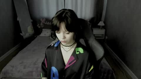 Loly online show from 05-10-26, 01:11