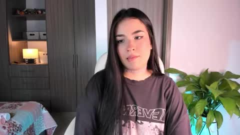 Sarah online show from 01-13-26, 04:29