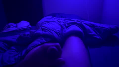 Snapshot of lomein99 chatting on 11-17-25, 02:50 LoMein online show from 11-17-25, 02:50