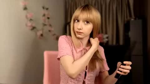 Snapshot of lonadejonge chatting on 06-09-26, 04:07 Sane online show from 06-09-26, 04:07