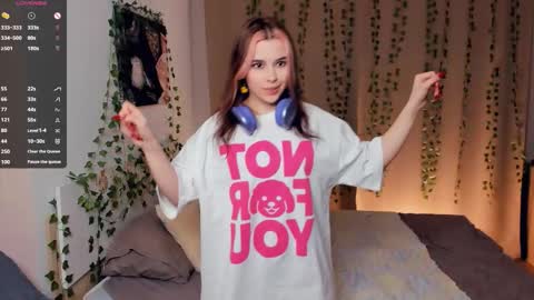 Lona online show from 01-13-26, 07:08