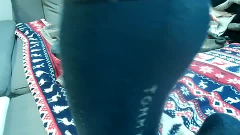 Snapshot of londoner35xx chatting on 12-26-24, 03:06 londoner35xx online show from 12-26-24, 03:06