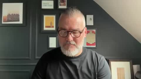 EnglishBear online show from 10-08-25, 09:18