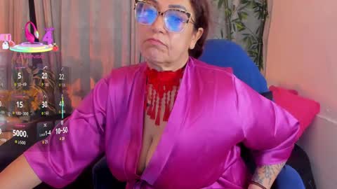 Snapshot of lonely_shewolf chatting on 05-01-26, 06:12 Jennifer online show from 05-01-26, 06:12