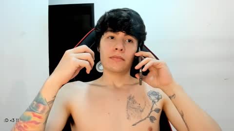 Snapshot of lonelyhotboy0 chatting on 03-08-25, 07:42 Kevin online show from 03-08-25, 07:42