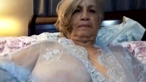 Snapshot of lonelylana1955 chatting on 10-17-25, 01:42 lonelylana1955 online show from 10-17-25, 01:42