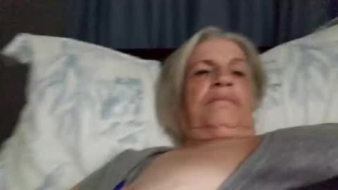 Snapshot of lonelylana1955 chatting on 10-25-25, 08:22 lonelylana1955 online show from 10-25-25, 08:22