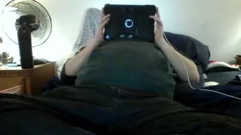 Lonely Man online show from 04-10-26, 12:49