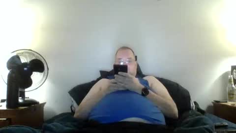 Snapshot of lonelyman91775 chatting on 05-02-26, 09:47 Lonely Man online show from 05-02-26, 09:47