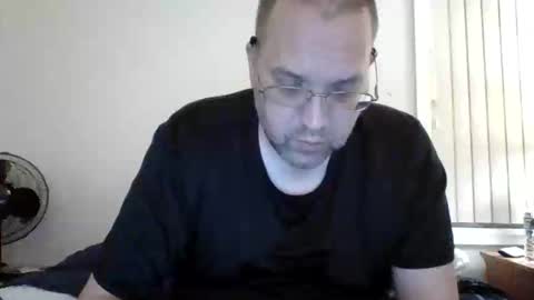 Snapshot of lonelyman91775 chatting on 06-05-26, 07:58 Lonely Man online show from 06-05-26, 07:58