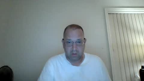 Snapshot of lonelyman91775 chatting on 06-27-26, 08:52 Lonely Man online show from 06-27-26, 08:52