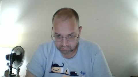 Snapshot of lonelyman91775 chatting on 08-06-26, 09:44 Lonely Man online show from 08-06-26, 09:44