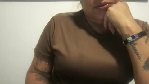 lonelywoman44 online show from 04-17-26, 07:39