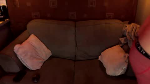 lonewolfgarage online show from 12-25-24, 12:48