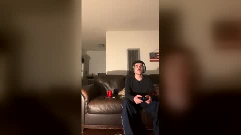 Longbeachslut  online show from 01-09-26, 08:06