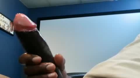 Snapshot of longblack37 chatting on 12-26-24, 01:18 slim reaper online show from 12-26-24, 01:18