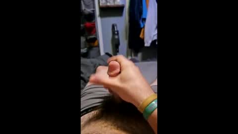 Snapshot of longhairguy27 chatting on 10-11-25, 05:55 longhairguy27 online show from 10-11-25, 05:55