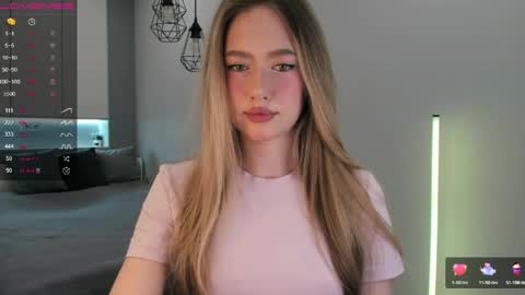 Snapshot of longoriaeva chatting on 05-05-26, 04:04 Eva online show from 05-05-26, 04:04