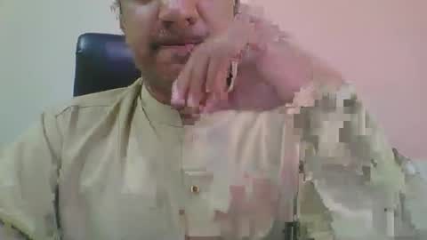 Snapshot of longthick1985 chatting on 04-17-26, 11:02 Lleida-man online show from 04-17-26, 11:02