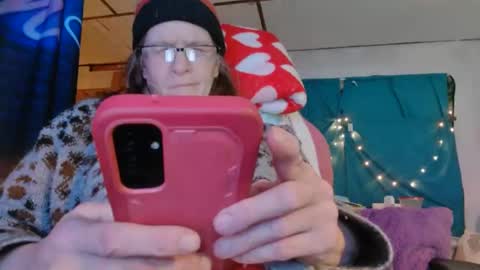 Snapshot of lononcashmere69 chatting on 12-05-24, 01:47 Londoncashmere69 online show from 12-05-24, 01:47