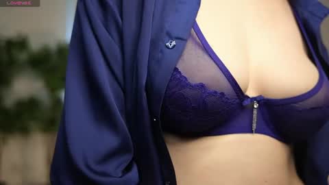 Snapshot of look_my_passion chatting on 06-12-26, 07:40 Hanna online show from 06-12-26, 07:40