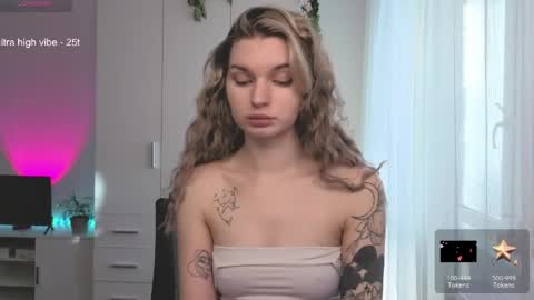 Luna online show from 04-01-26, 02:03