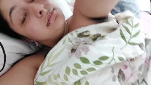 Snapshot of loolaunshaved chatting on 07-20-26, 09:23 loolaunshaved online show from 07-20-26, 09:23
