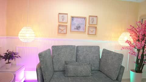 Snapshot of loonanyx chatting on 09-19-25, 11:33 Loona Nyx online show from 09-19-25, 11:33