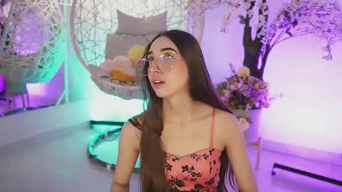 Snapshot of loonanyx chatting on 09-20-25, 11:22 Loona Nyx online show from 09-20-25, 11:22