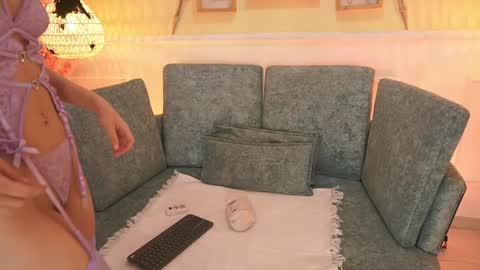 Snapshot of loonanyx chatting on 10-06-25, 11:40 Loona Nyx online show from 10-06-25, 11:40