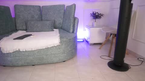 Snapshot of loonanyx chatting on 10-14-25, 11:33 Loona Nyx online show from 10-14-25, 11:33