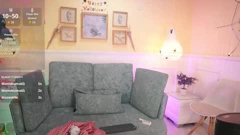 Snapshot of loonanyx chatting on 10-28-25, 11:51 Loona Nyx online show from 10-28-25, 11:51