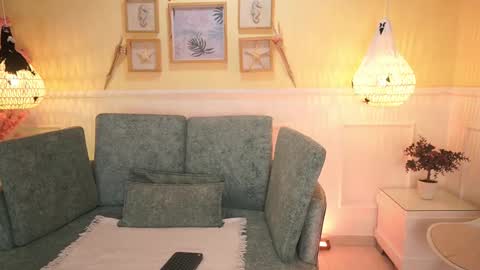 Snapshot of loonanyx chatting on 10-30-25, 11:33 Loona Nyx online show from 10-30-25, 11:33