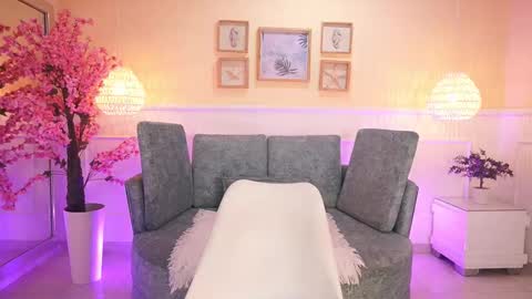 Snapshot of loonanyx chatting on 11-11-25, 11:43 Loona Nyx online show from 11-11-25, 11:43