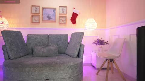 Snapshot of loonanyx chatting on 11-24-25, 11:32 Loona Nyx online show from 11-24-25, 11:32